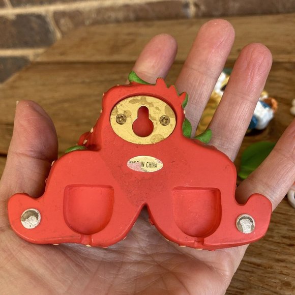 Gigglin Groceries Jack Graham Second Nature Anthropomorphic Fruit Wall Plaques - Picture 8 of 16